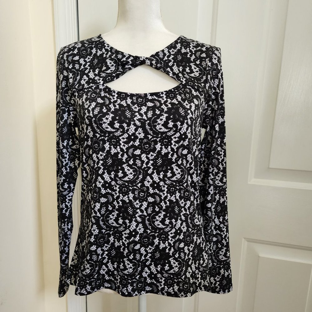 NWT MICHAEL Michael Kors Peekaboo Top Size Small